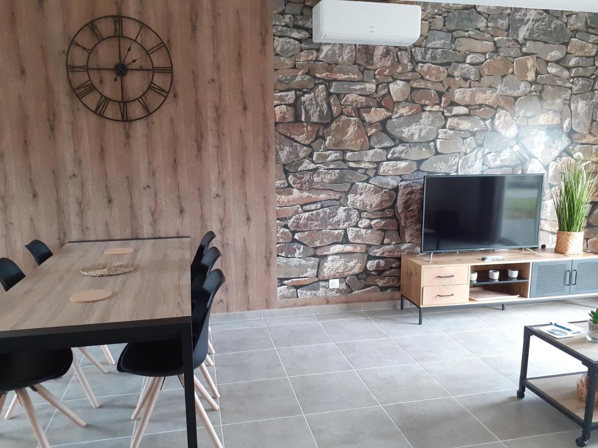 Les Locs Du Grazel Villa Ruoms Bagian luar foto