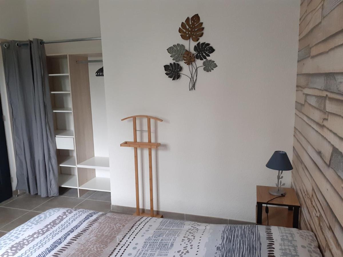 Les Locs Du Grazel Villa Ruoms Bagian luar foto