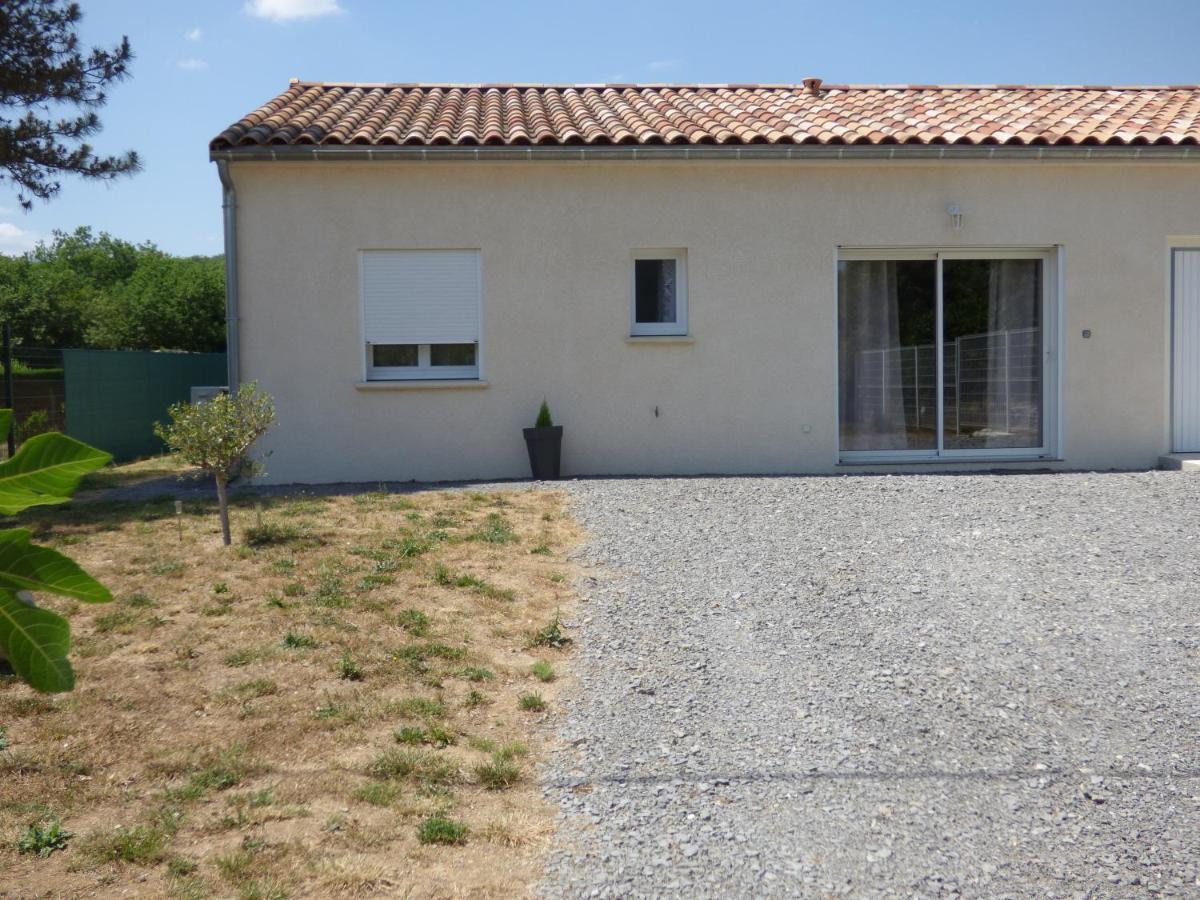Les Locs Du Grazel Villa Ruoms Bagian luar foto