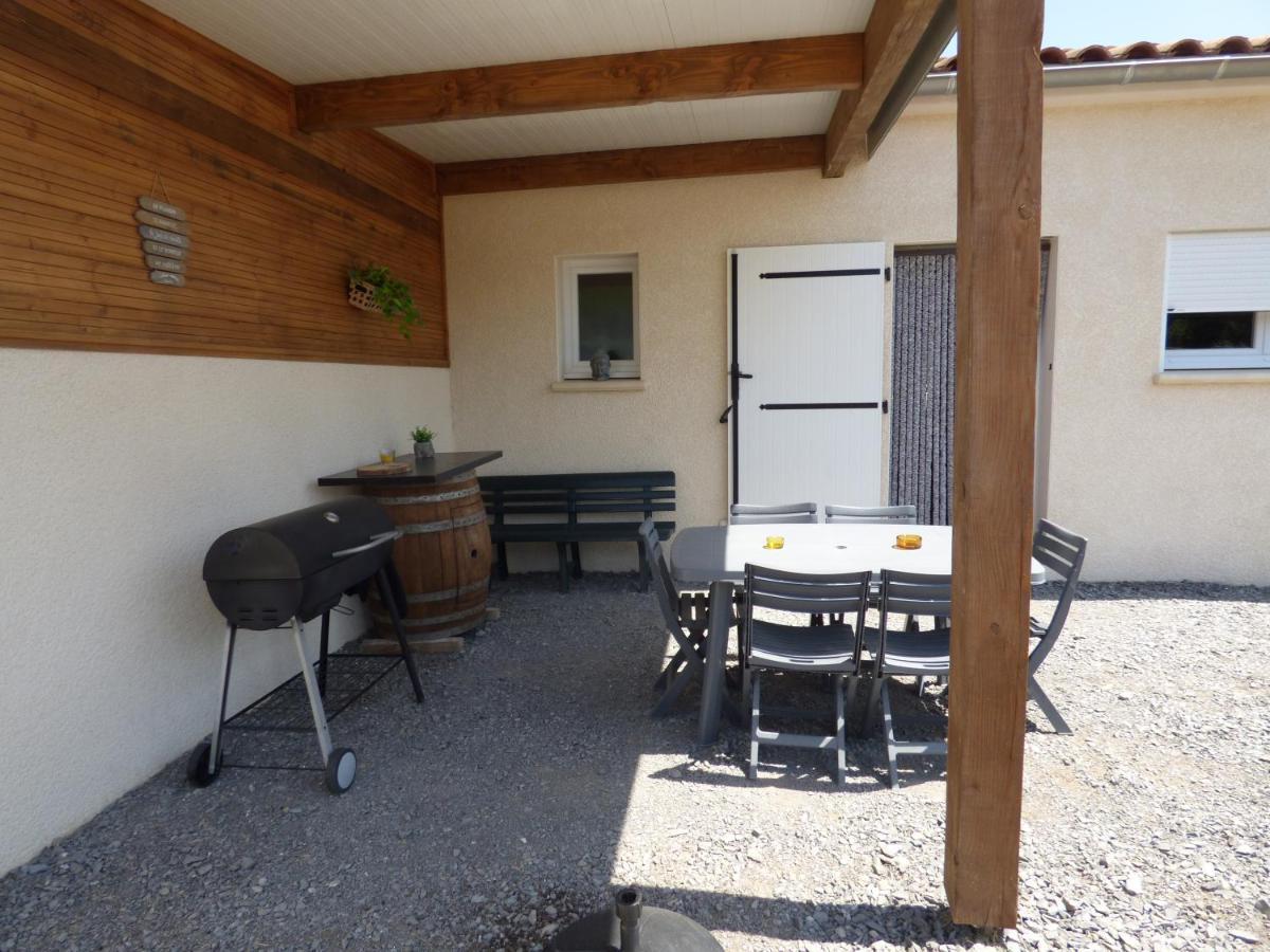 Les Locs Du Grazel Villa Ruoms Bagian luar foto